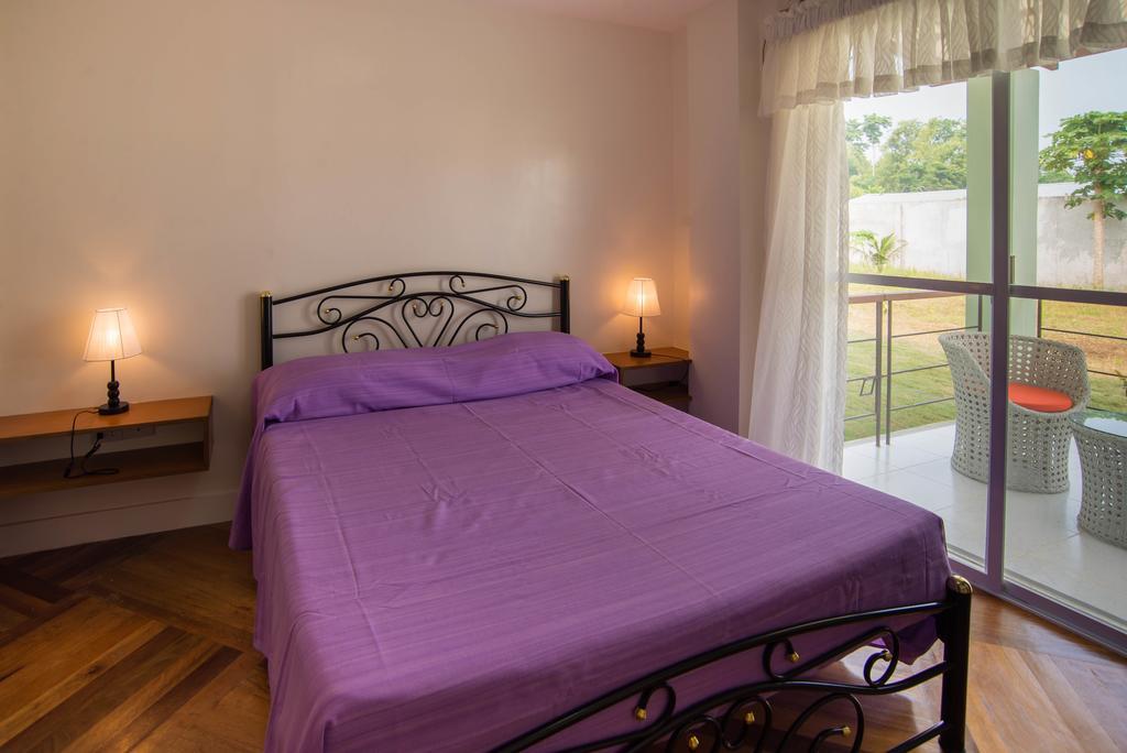 Oasi Fiore Bed & Breakfast Panglao Exterior foto